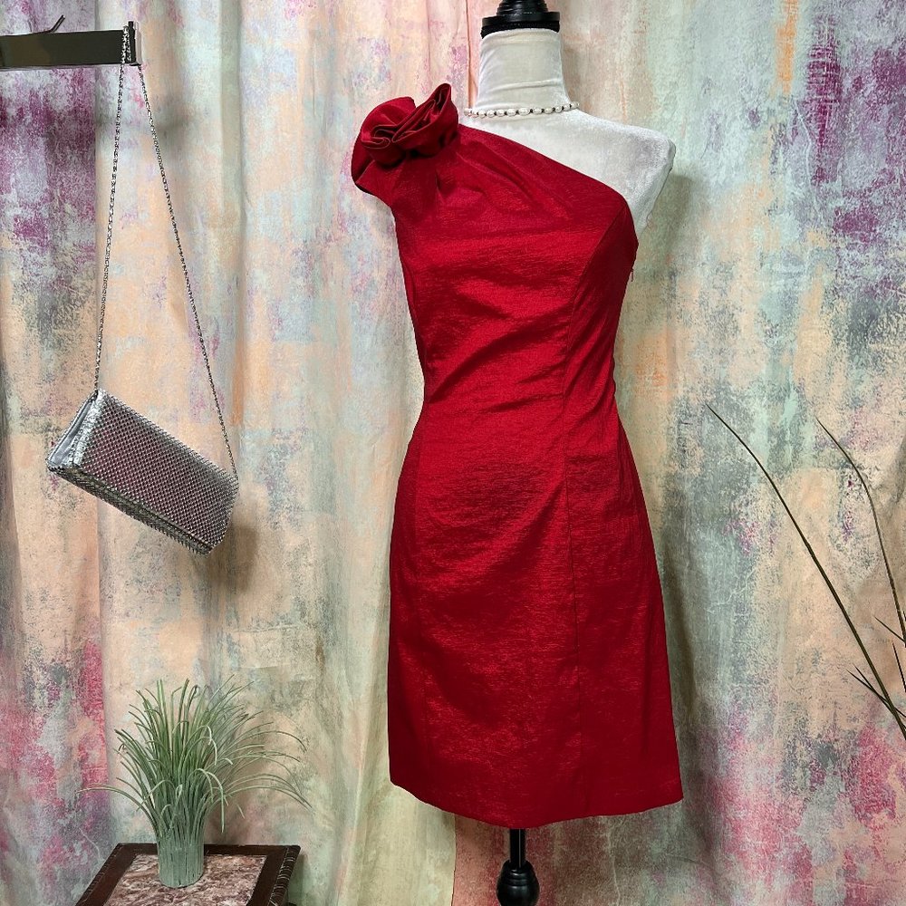 Jessica McClintock Red One-Shoulder Prom Dress